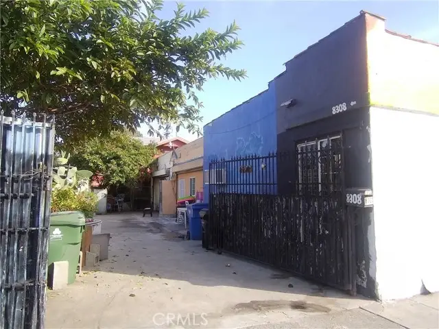 8310 Broadway, Los Angeles, CA 90003 - #2