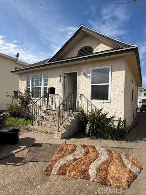 6915 Bonsallo, Los Angeles, CA 90044