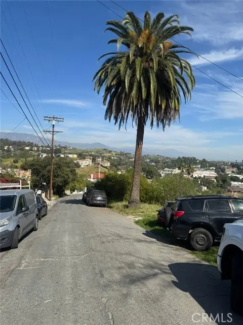 3439 Amethyst Street, Los Angeles, CA 90032 - #3