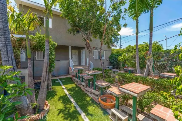 736 41st Place, Los Angeles, CA 90037