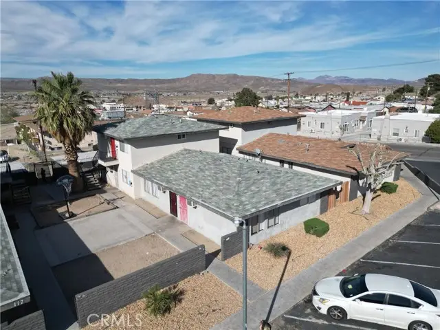 109 Buena Vista, Barstow, CA 92311 - #1