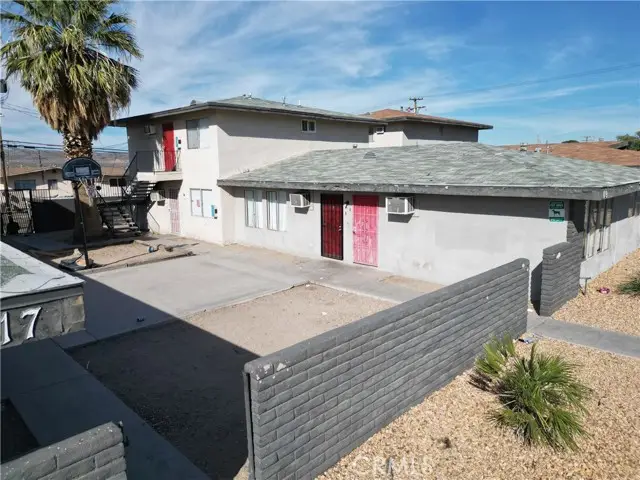 109 Buena Vista, Barstow, CA 92311 - #3