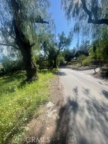 11850 West Trail, Sylmar, CA 91342