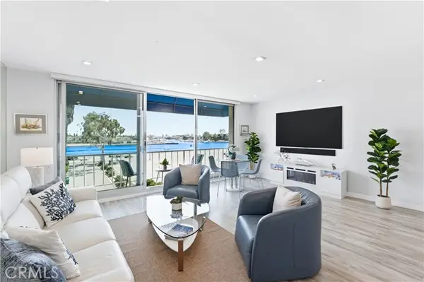 383 Bay Shore Avenue  #407, Long Beach, CA 90803