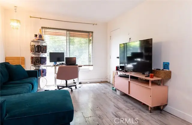 225 6th  #405, Long Beach, CA 90802 - #2