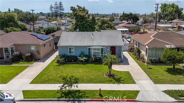 132 WEST 52ND ST, Long Beach, CA 90805 - #3