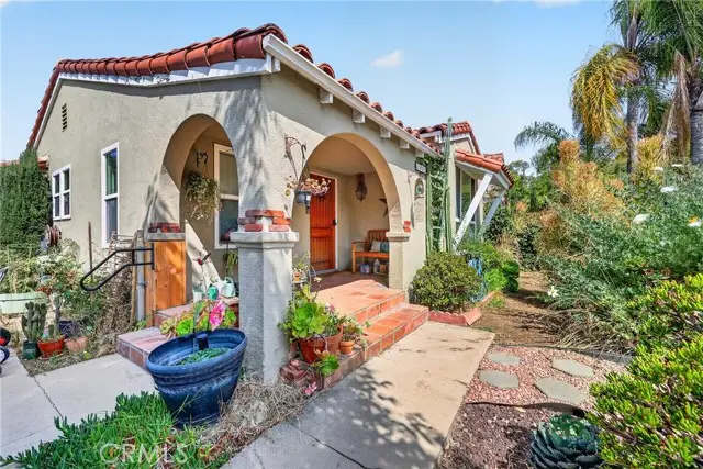 2852 W Avenue 34, Los Angeles, CA 90065 - #3