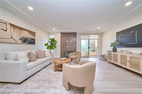 5525 Olympic Boulevard  #202, Los Angeles, CA 90036