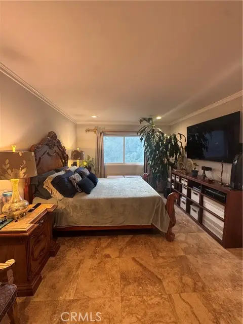 2700 Cahuenga Boulevard  #4223, Los Angeles, CA 90068 - #3