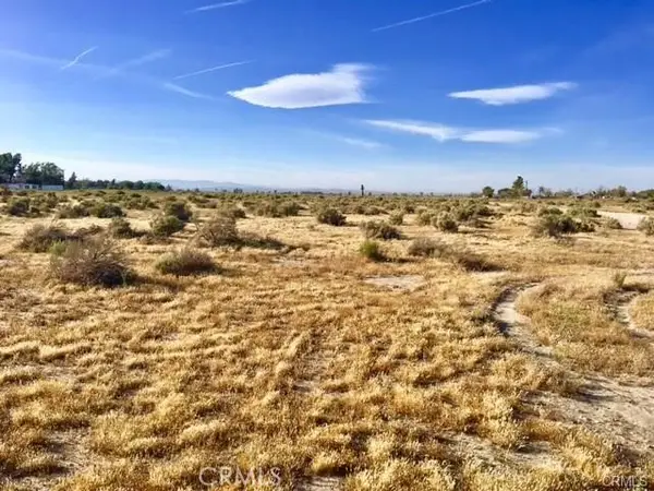 93 Avenue J, Lancaster, CA 93535