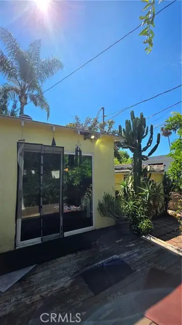 3015 Sunnynook Dr., Los Angeles, CA 90039 - #2