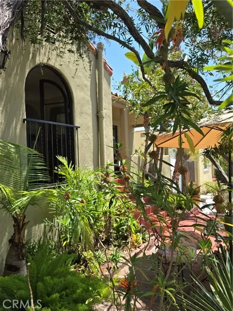 1522 Avenue 49, Los Angeles, CA 90042
