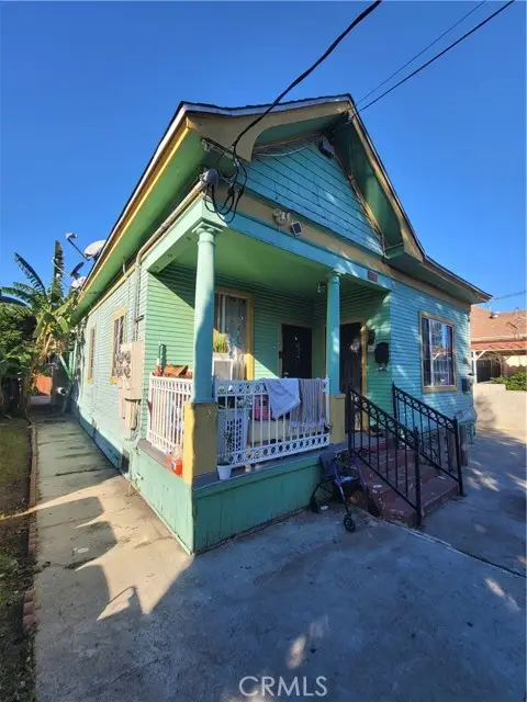 1757 New England, Los Angeles, CA 90006