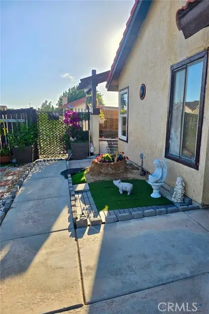 12205 Sixth, Victorville, CA 92395