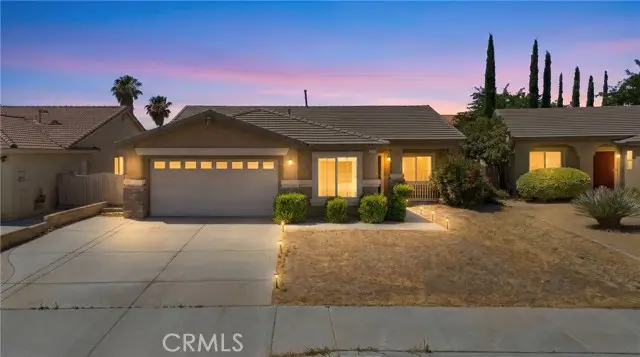 13777 Clear Valley RD, Victorville, CA 92392 - #1