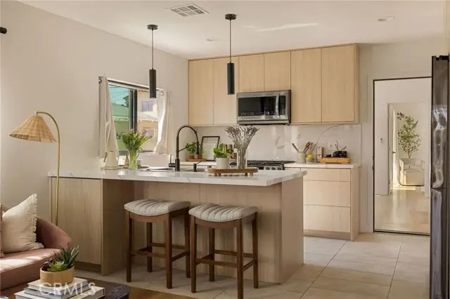 5417 Stratford, Los Angeles, CA 90042 - #1