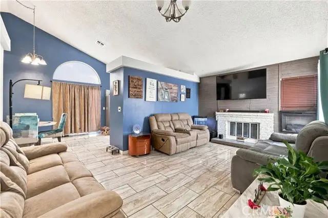 5344 Sunburst Drive, Palmdale, CA 93552 - #1