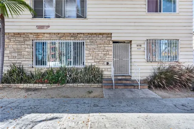 815 Pacific Avenue  #6, Long Beach, CA 90813 - #3