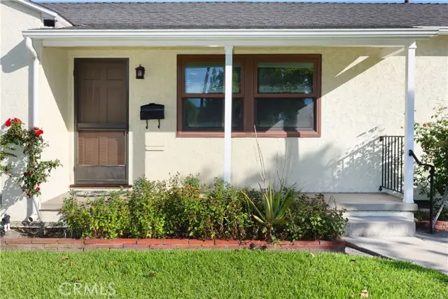 9802 Rives Avenue, Downey, CA 90240 - #3