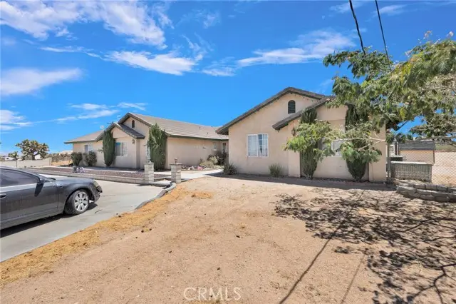 10439 Mesa, Hesperia, CA 92344 - #2
