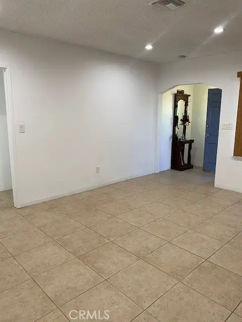 6550 Southside, East Los Angeles, CA 90022 - #2