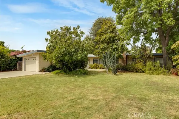 7911 Genesta, Van Nuys, CA 91406