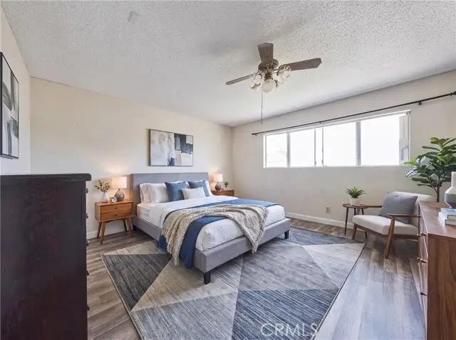 915 41st, Los Angeles, CA 90011 - #2