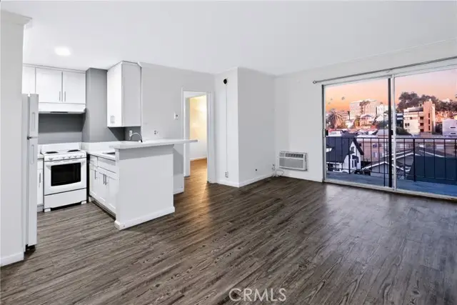 256 La Fayette Park  #307, Los Angeles, CA 90057 - #1