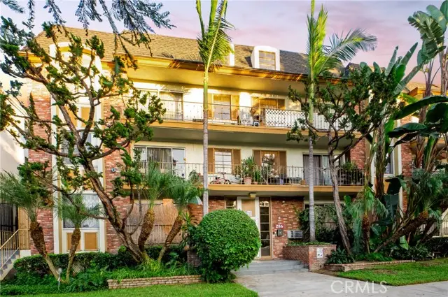 256 La Fayette Park  #307, Los Angeles, CA 90057 - #3