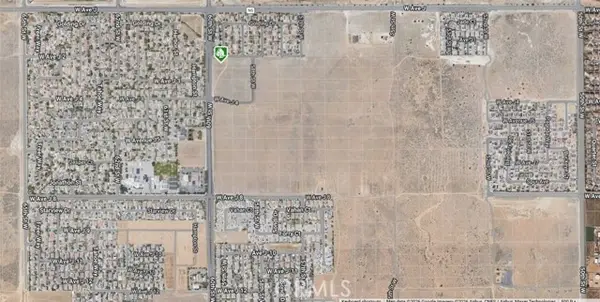 60 Avenue J-2, Lancaster, CA 93536