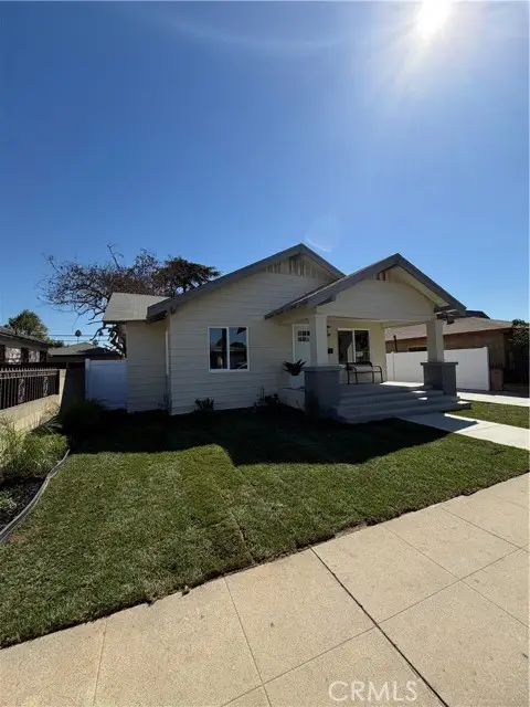 2064 Myrtle, Long Beach, CA 90806