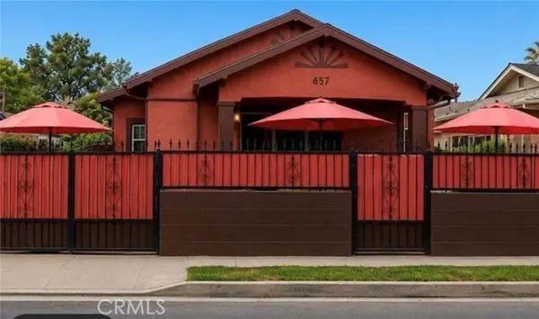 657 66 Street, Los Angeles, CA 90044