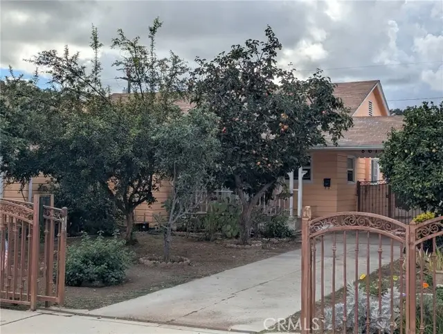 8615 San Gabriel, South Gate, CA 90280 - #1