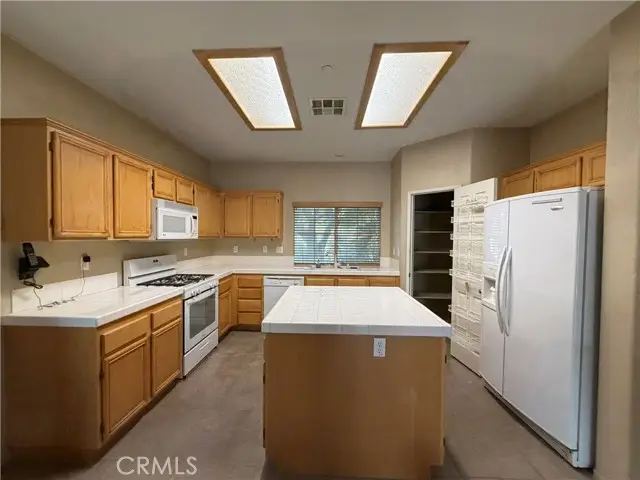 693 Mira Grande, Palm Springs, CA 92262 - #3