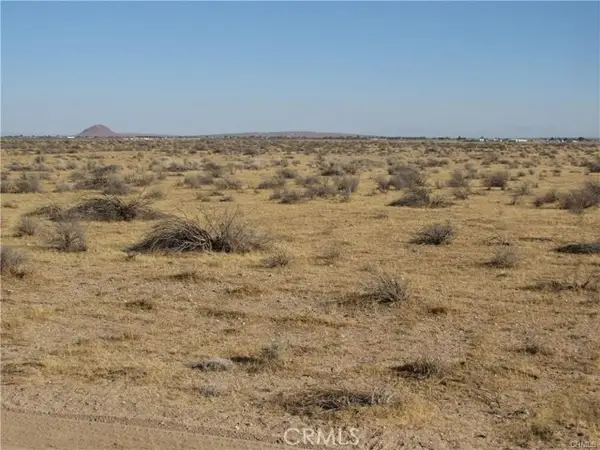 0 469-211-08-00-9 Harriet Avenue, Mojave, CA 93501