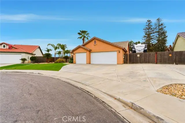 6607 Lilydale Drive, Bakersfield, CA 93313 - Image #3