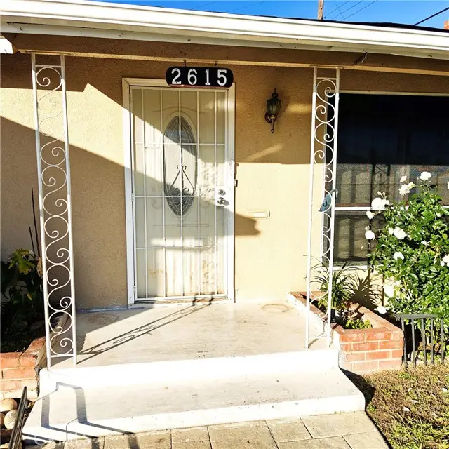 2615 Bond Avenue, Fresno, CA 93703 - #3