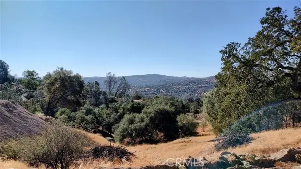 4 Powder Horn Way, Coarsegold, CA 93614