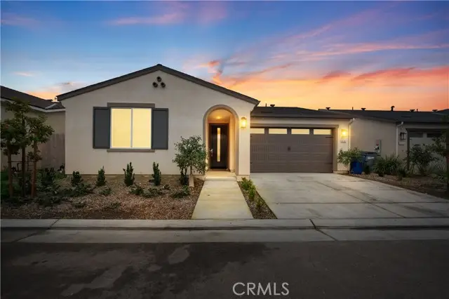 6567 Pine, Fresno, CA 93727 - #1