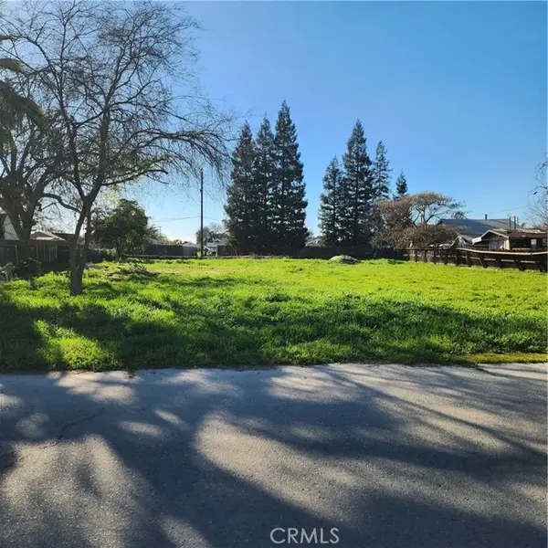 5785 Geneva Avenue, Fresno, CA 93706