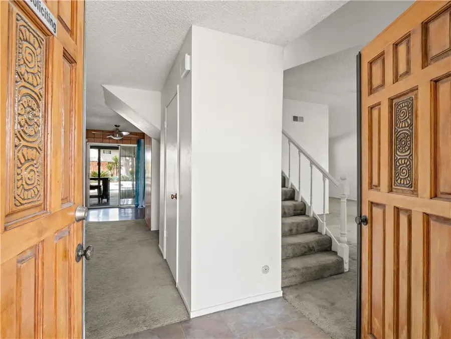 5197 Hamilton, Fresno, CA 93727 - #3