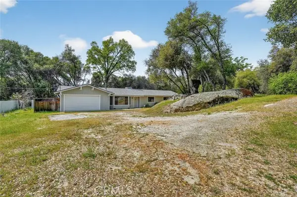 40790 Highway 49, Oakhurst, CA 93644