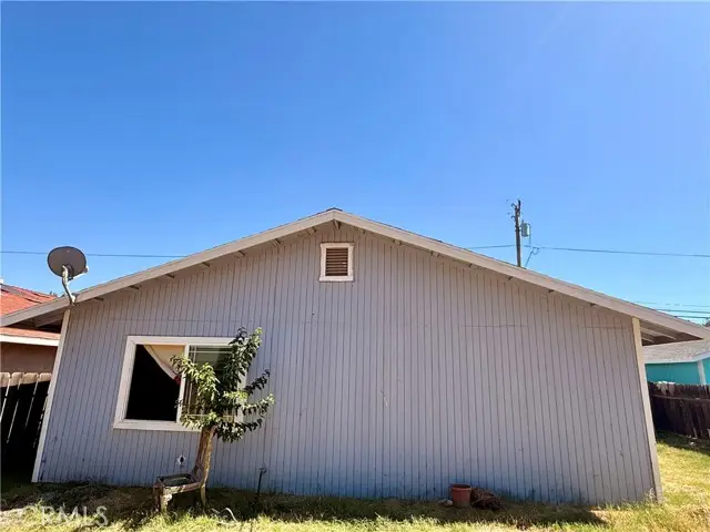 545 Valley, Coalinga, CA 93210 - #2
