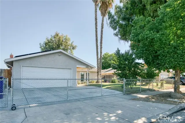 4885 Atchison Ave, Fresno, CA 93725 - #3