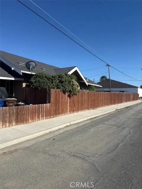 20391 3rd, Stratford, CA 93266 - #3