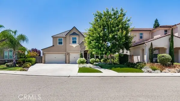2674 Prescott, Clovis, CA 93619