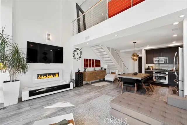 1100 Wilshire Boulevard  #1707, Los Angeles, CA 90017 - #3