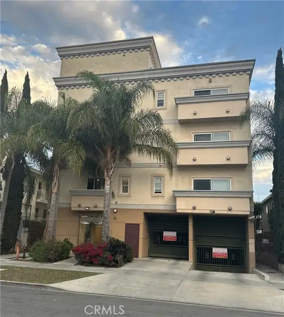 332 Serrano Ave  #101, Los Angeles, CA 90020
