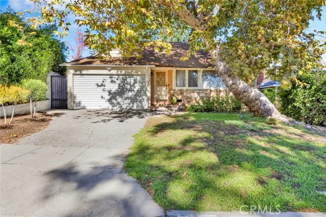1605 Santa Rosa, Glendale, CA 91208 - Image #2