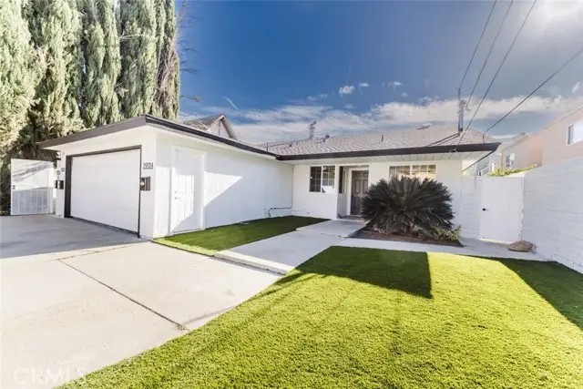 19314 Valerio, Reseda, CA 91335 - Image #1